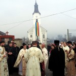 Mitropolitul Clujului în mijlocul măierenilor